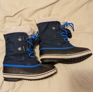 Boys size 2 Sorel winter boots